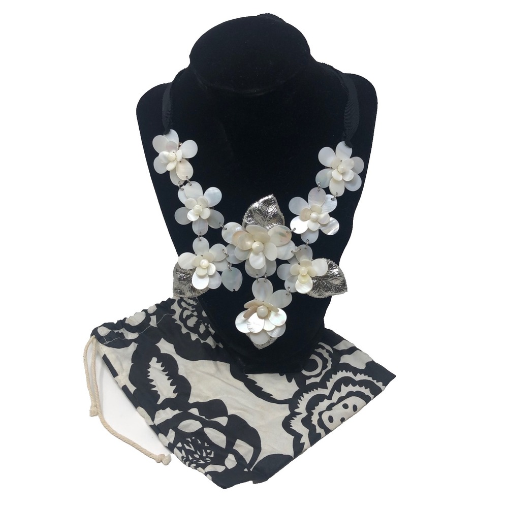 Bib Necklace Floral Tie Neck Ivory Silver Elegant Romantic Fashion